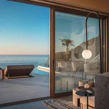 The Wave Twin 1 Kathisma Lefkada * Kathisma Beach